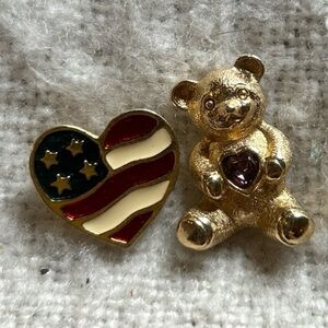 Gold Teddy Bear and Heart Pin Set Avon lapels no backs
